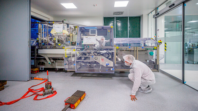 SCHOLPP ha un’esperienza consolidata nella realizzazione di ambienti di massima purezza e sicurezza nel montaggio di camere bianche.