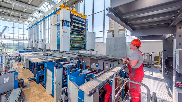 Installazione di presse industriali: promuoviamo il successo produttivo dei nostri clienti.