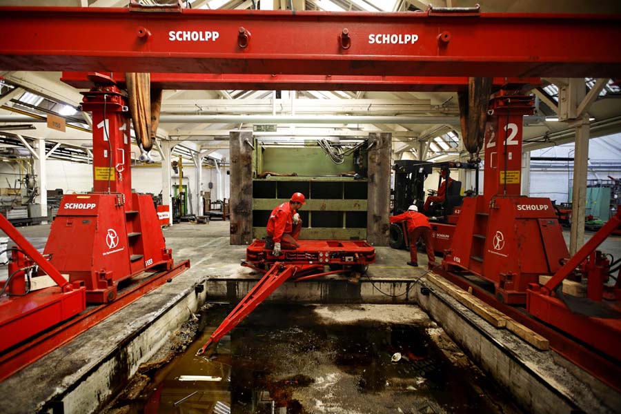 Smantellamento e smontaggio di impianti industriali: servizio completo del Gruppo SCHOLPP.